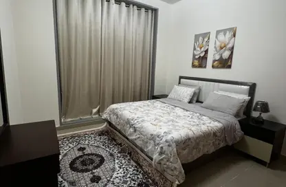 Apartment - 1 Bedroom - 2 Bathrooms for rent in Corniche Tower - Ajman Corniche Road - Ajman