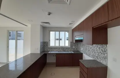 Townhouse - 4 Bedrooms - 4 Bathrooms for rent in Arabella Townhouses 3 - Arabella Townhouses - Mudon - Dubai