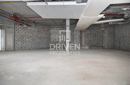 Parking image for: Retail - Studio for rent in API 1000 - Umm Al Sheif - Dubai, Image 1
