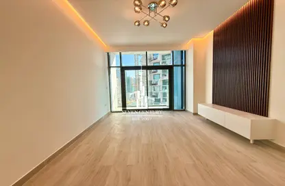 شقة - غرفة نوم - 2 حمامات للبيع في ذا ايست كريست - ديستريكت 17 - قرية جميرا الدائرية - دبي