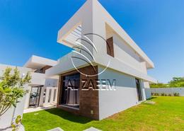 Villa - 5 bedrooms - 6 bathrooms for sale in West Yas - Yas Island - Abu Dhabi