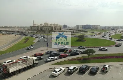شقة - 3 غرف نوم - 3 حمامات للايجار في بناية مويليح 3 - مويلح - الشارقة