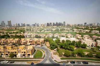 شقة - 3 غرف نوم - 4 حمامات للايجار في مساكن النخبة الرياضية 10 - مساكن النخبة الرياضية - مدينة دبي الرياضية - دبي
