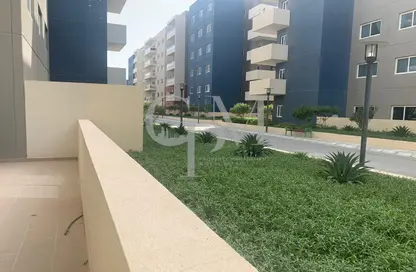 شقة - غرفة نوم - 2 حمامات للبيع في الريف داون تاون - مشروع الريف - أبوظبي