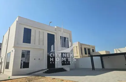 Villa - 5 Bedrooms - 6 Bathrooms for rent in Al Aweer 1 - Al Aweer - Dubai