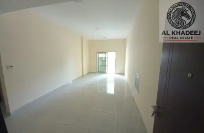 شقة - غرفة نوم - 2 حمامات للايجار في مبنى جيباس 5 - البستان - عجمان