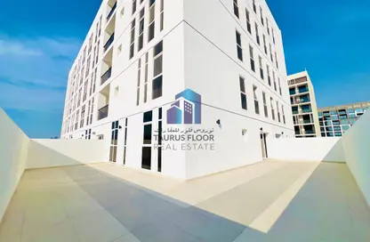 Apartment - 2 Bedrooms - 3 Bathrooms for rent in Valoura Residence - Nad Al Sheba 1 - Nad Al Sheba - Dubai