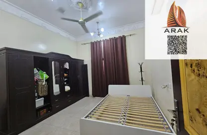 Villa - 5 Bedrooms - 4 Bathrooms for sale in Al Mowaihat 3 - Al Mowaihat - Ajman