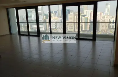 Apartment - 3 Bedrooms - 4 Bathrooms for rent in Al Khan Lagoon - Al Khan - Sharjah