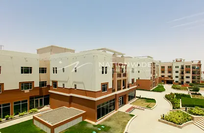 Apartment - 2 Bedrooms - 2 Bathrooms for sale in Al Sabeel Building - Al Ghadeer - Abu Dhabi