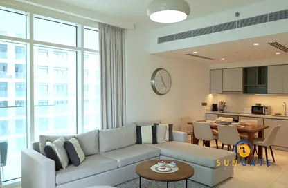 Apartment - 2 Bedrooms - 2 Bathrooms for rent in Sunrise Bay - EMAAR Beachfront - Dubai Harbour - Dubai