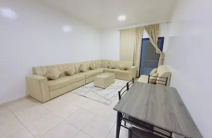 Apartment - 2 Bedrooms - 2 Bathrooms for rent in Rawan Building - Al Naimiya - Al Nuaimiya - Ajman