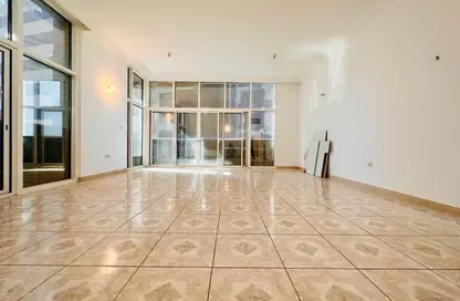 شقة - 3 غرف نوم - 4 حمامات للايجار في كورنيش الخالدية - الخالدية - أبوظبي