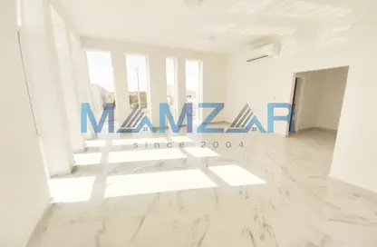 Empty Room image for: Compound - Studio for sale in Khalifa City A Villas - Khalifa City A - Khalifa City - Abu Dhabi, Image 1