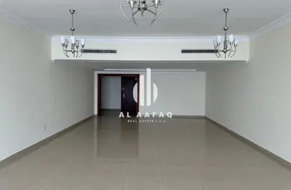 Apartment - 3 Bedrooms - 5 Bathrooms for rent in Al Majaz 3 - Al Majaz - Sharjah
