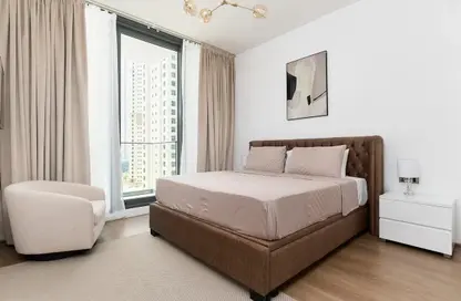 Room / Bedroom image for: Apartment - 1 Bedroom - 2 Bathrooms for rent in LIV Residence - Dubai Marina - Dubai, Image 1