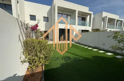 Townhouse - 2 Bedrooms - 3 Bathrooms for sale in The Cedars - Yas Acres - Yas Island - Abu Dhabi