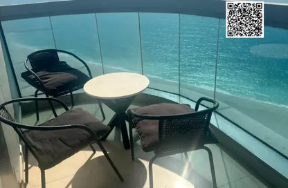 Apartment - 2 Bedrooms - 3 Bathrooms for rent in Corniche Tower - Ajman Corniche Road - Ajman