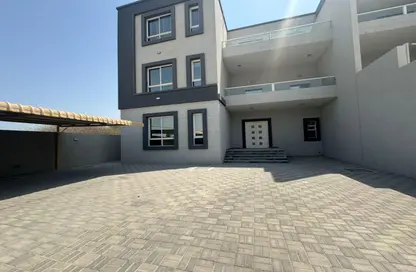 Villa - 5 Bedrooms - 6 Bathrooms for rent in Seih Al Uraibi - Ras Al Khaimah
