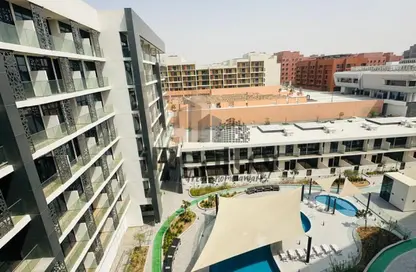 Apartment - 2 Bedrooms - 2 Bathrooms for sale in The Gate - Masdar City - Abu Dhabi