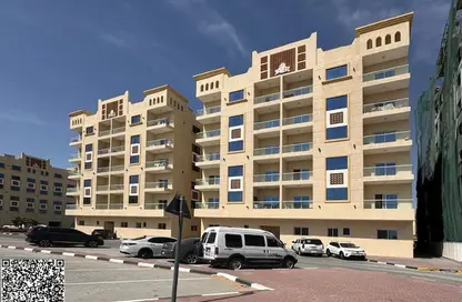 شقة - 1 حمام للبيع في قرية الاميرة - الياسمين - عجمان