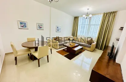 Apartment - 2 Bedrooms - 2 Bathrooms for rent in Al Noor Tower - Khalifa Street - Abu Dhabi