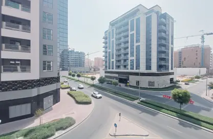 Apartment - 2 Bedrooms - 3 Bathrooms for rent in Jumeirah Garden City - Al Satwa - Dubai