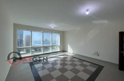 Apartment - 2 Bedrooms - 2 Bathrooms for rent in Clock Tower - Corniche Road - Abu Dhabi