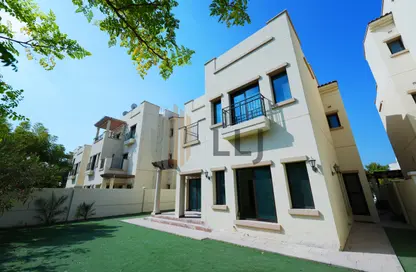 Villa - 4 Bedrooms - 6 Bathrooms for rent in Bloom Gardens - Al Salam Street - Abu Dhabi