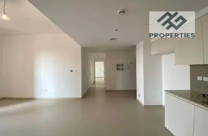 Apartment - 1 Bedroom - 2 Bathrooms for rent in Hayat Boulevard-1B - Hayat Boulevard - Town Square - Dubai