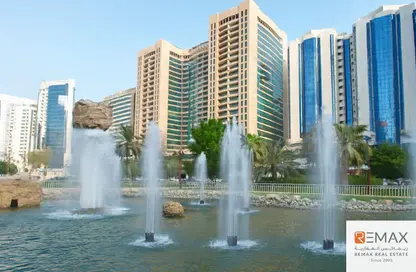 Apartment - 3 Bedrooms - 3 Bathrooms for rent in Al Danah - Abu Dhabi