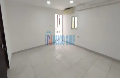 Bulk Rent Unit - Studio - 1 Bathroom for rent in Al Karamah - Abu Dhabi