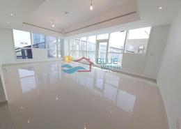 Empty Room image for: Apartment - 2 bedrooms - 3 bathrooms for rent in Dalma Residence - Hamdan Street - Abu Dhabi, Image 1