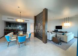 Living / Dining Room image for: Apartment - 4 bedrooms - 3 bathrooms for sale in Fairmont Marina Residences - The Marina - Abu Dhabi, Image 1