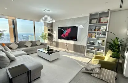Apartment - 2 Bedrooms - 3 Bathrooms for rent in Maze Tower - Sheikh Zayed Road - Dubai