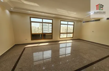 Apartment - 4 Bedrooms - 4 Bathrooms for rent in Al Manaseer - Abu Dhabi
