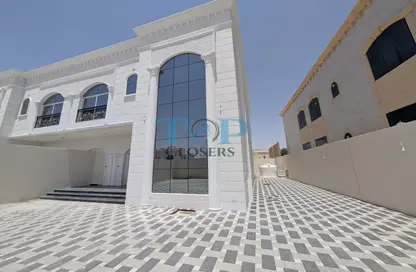 فيلا - 5 غرف نوم - 7 حمامات للايجار في "جفات النيار " - زاخر - العين