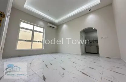 شقة - 1 حمام للايجار في مدينة الرياض - أبوظبي