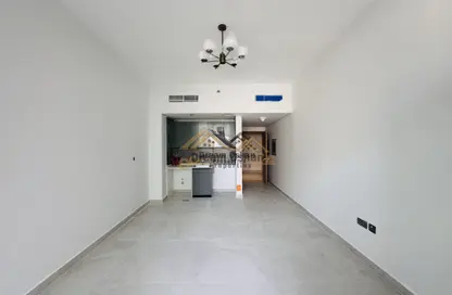 Apartment - Studio - 1 Bathroom for rent in Sama Al Jaddaf - Al Jaddaf - Dubai