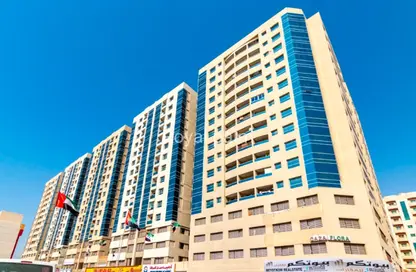 Apartment - Studio - 1 Bathroom for rent in Mandarin Towers - Garden City - Ajman