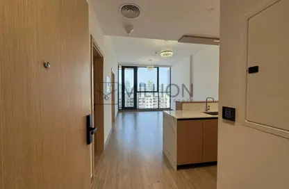 Apartment - 1 Bedroom - 2 Bathrooms for rent in AURA by Grovy - Jumeirah Village Circle - Dubai