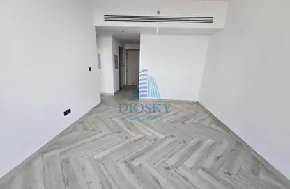 Apartment - 2 Bedrooms - 3 Bathrooms for rent in Empire Residence - District 17 - Jumeirah Village Circle - Dubai