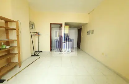 Apartment - Studio - 1 Bathroom for rent in Fire Station Road - Muwaileh - Sharjah