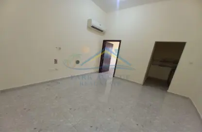 شقة - غرفة نوم - 1 حمام للايجار في مدينة محمد بن زايد - أبوظبي
