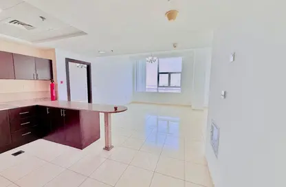 Apartment - 1 Bedroom - 2 Bathrooms for rent in Al Rabia Tower - Majan - Dubai Land - Dubai