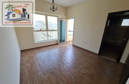 Apartment - 2 Bedrooms - 2 Bathrooms for rent in Muwailih Building - Muwaileh - Sharjah