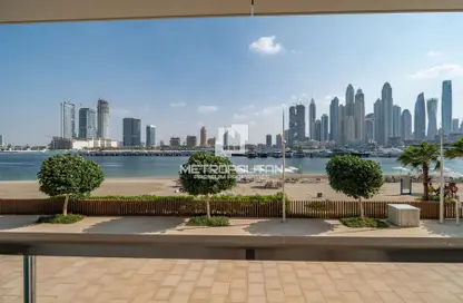 Apartment - 3 Bedrooms - 4 Bathrooms for rent in Palace Beach Residence Podium - EMAAR Beachfront - Dubai Harbour - Dubai
