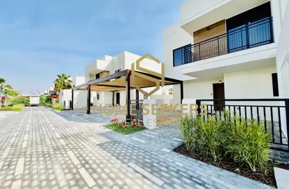 Villa - 4 Bedrooms - 5 Bathrooms for sale in Noya 1 - Noya - Yas Island - Abu Dhabi