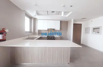 Apartment - 1 Bedroom - 2 Bathrooms for rent in Alpha Green Tower - Jumeirah Village Circle - Dubai