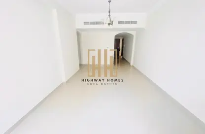 Apartment - 1 Bedroom - 2 Bathrooms for rent in Muwailih Building - Muwaileh - Sharjah